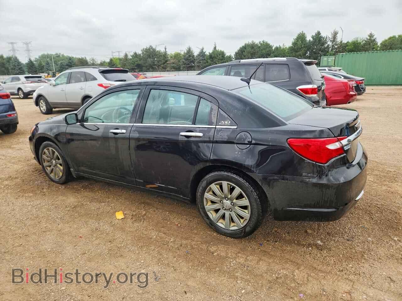 2013 CHRYSLER 200 - VIN: 1C3CCBCG1DN712216 - Фото 2