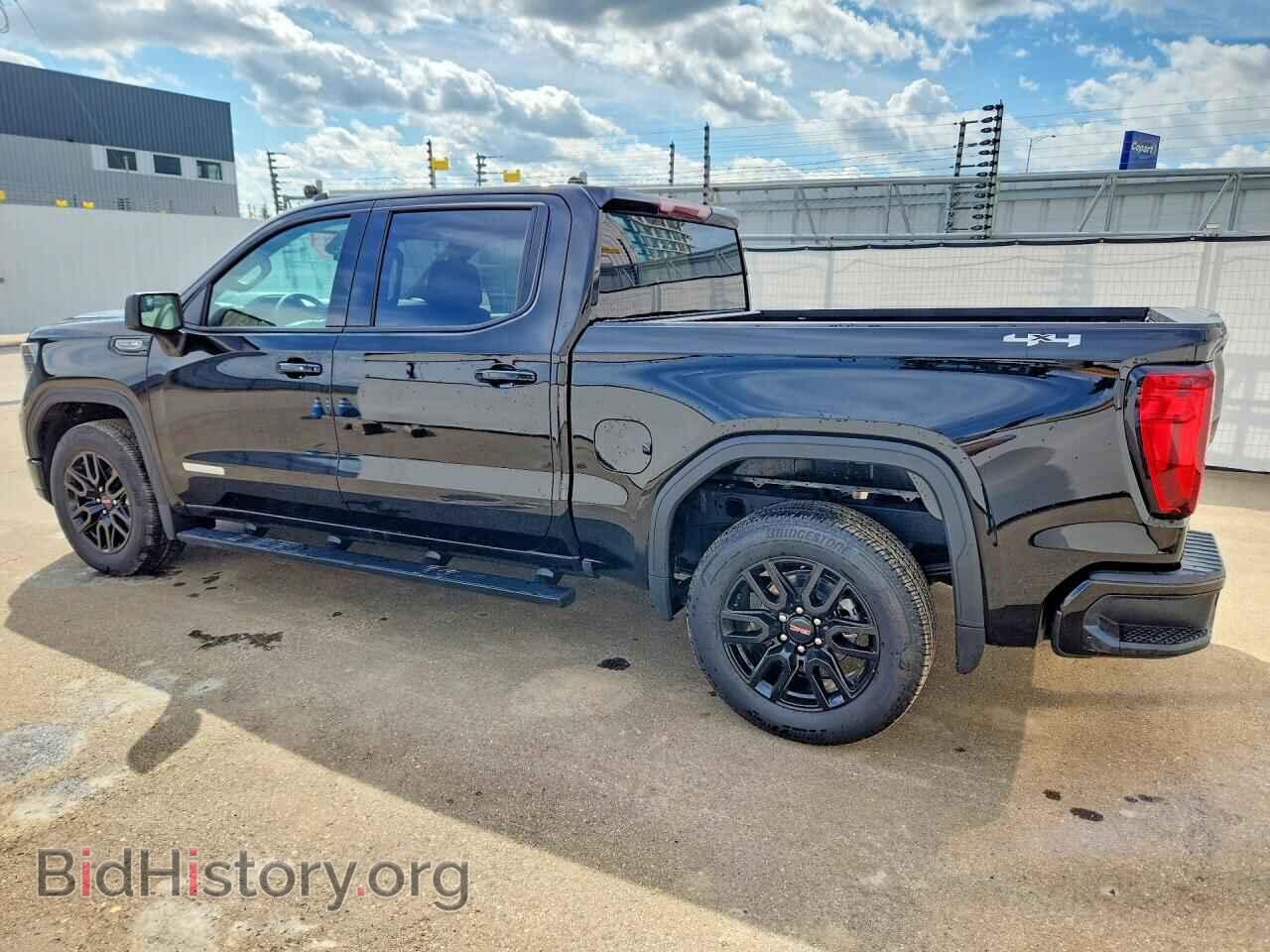 2026 GMC SIERRA - VIN: 3GTUUCED9TG378403 - Фото 2