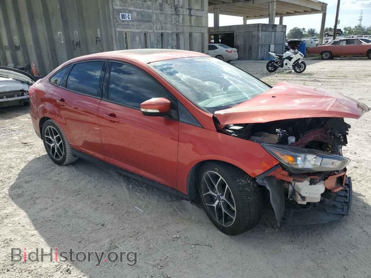 Photo 1FADP3H22JL299680 - FORD FOCUS 2018