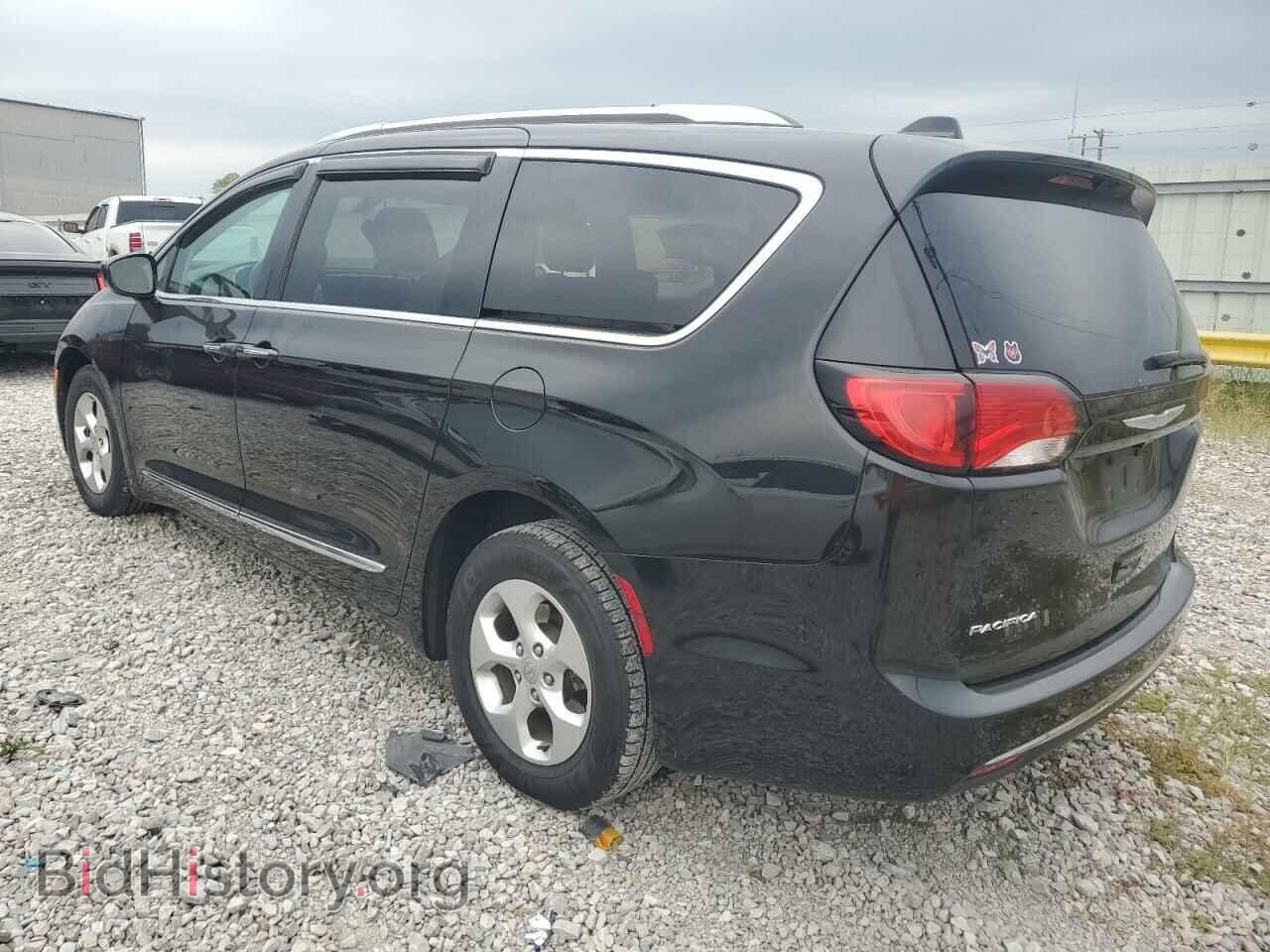 2017 CHRYSLER PACIFICA - VIN: 2C4RC1EG5HR778726 - Photo 2