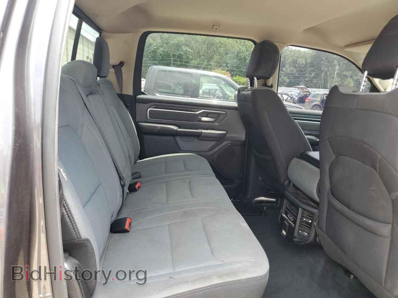 2020 RAM 1500 - VIN: 1C6SRFFM2LN359196 - Фото 10
