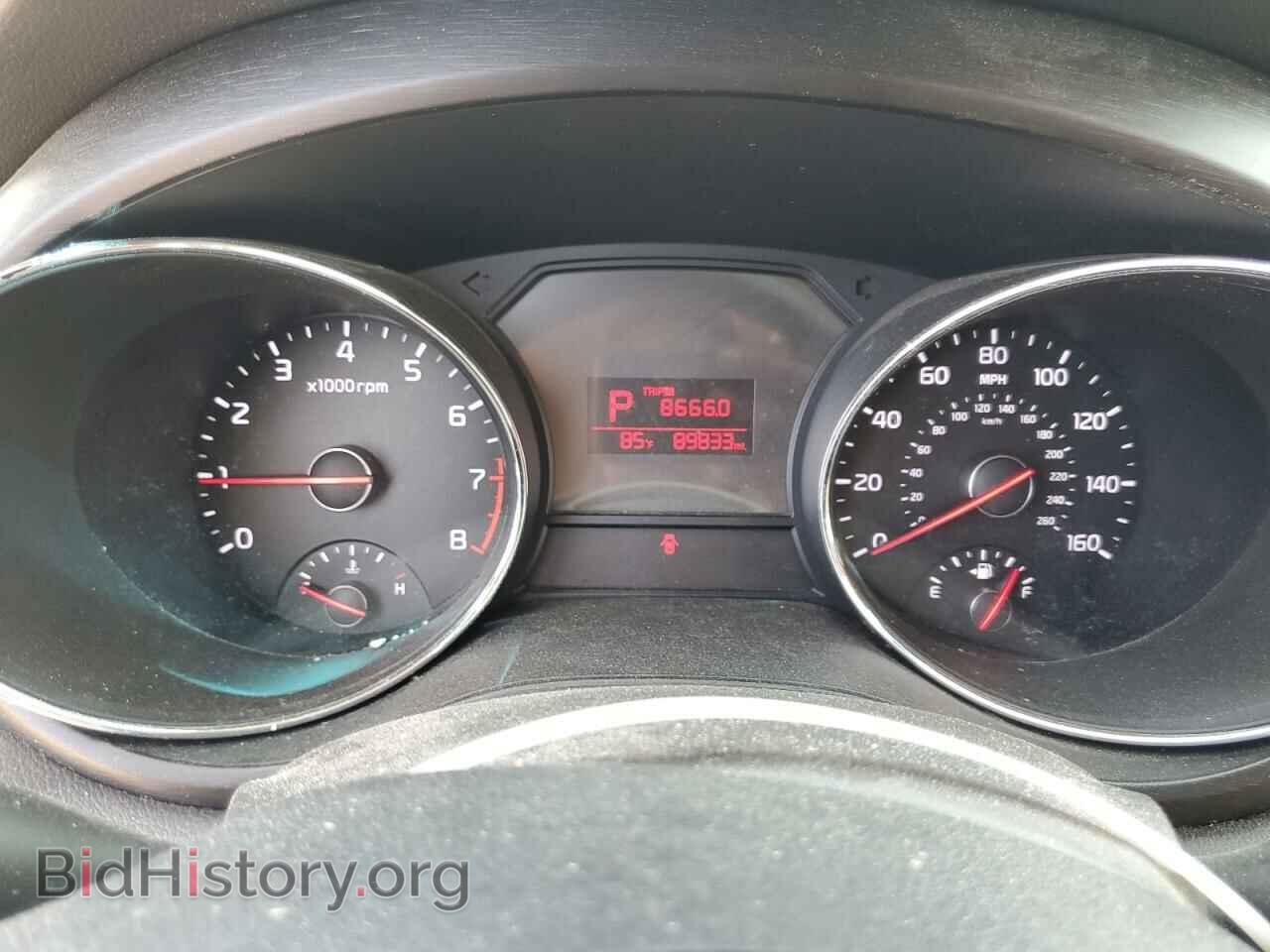 2016 KIA All Models - VIN: KNDMB5C10G6146449 - Photo 9