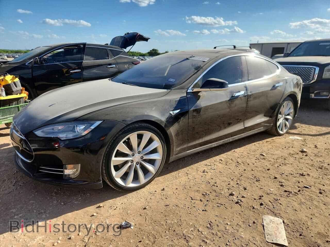 Фотография 5YJSA1DP2DFP11600 - TESLA MODEL S 2013