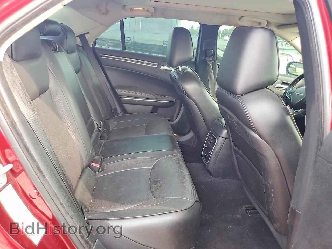 2019 CHRYSLER 300 - VIN: 2C3CCAEG4KH577472 - Photo 10
