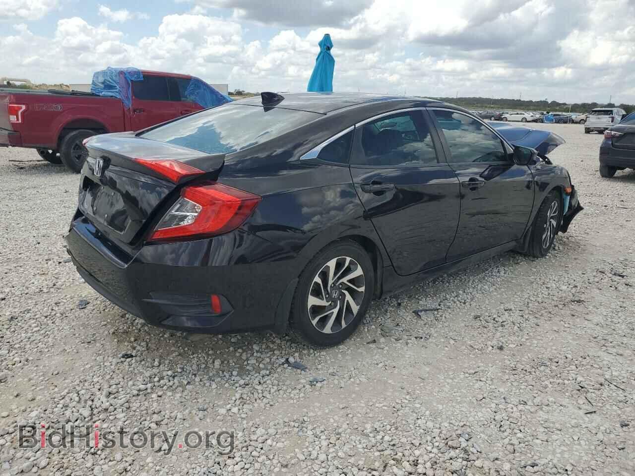 2017 HONDA CIVIC - VIN: 19XFC2F75HE008132 - Фото 3