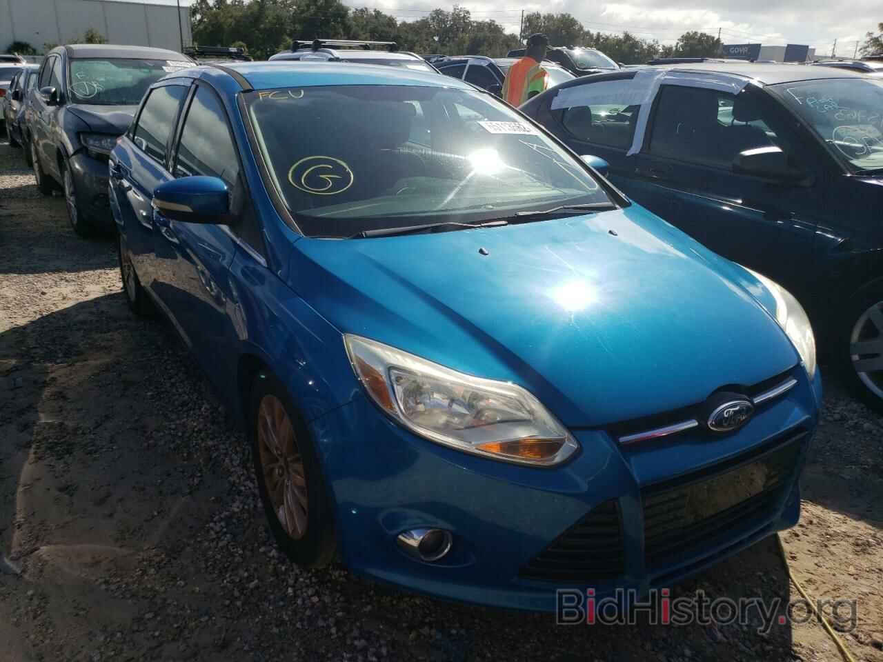 Фотография 1FAHP3M28CL321921 - FORD FOCUS 2012