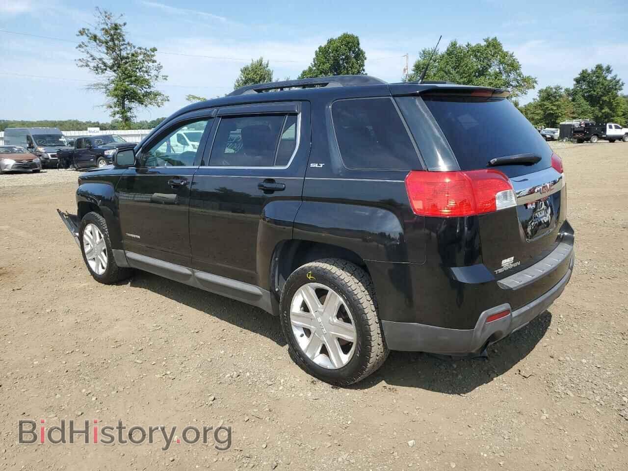 2011 GMC TERRAIN - VIN: 2CTFLUE51B6416490 - Photo 2