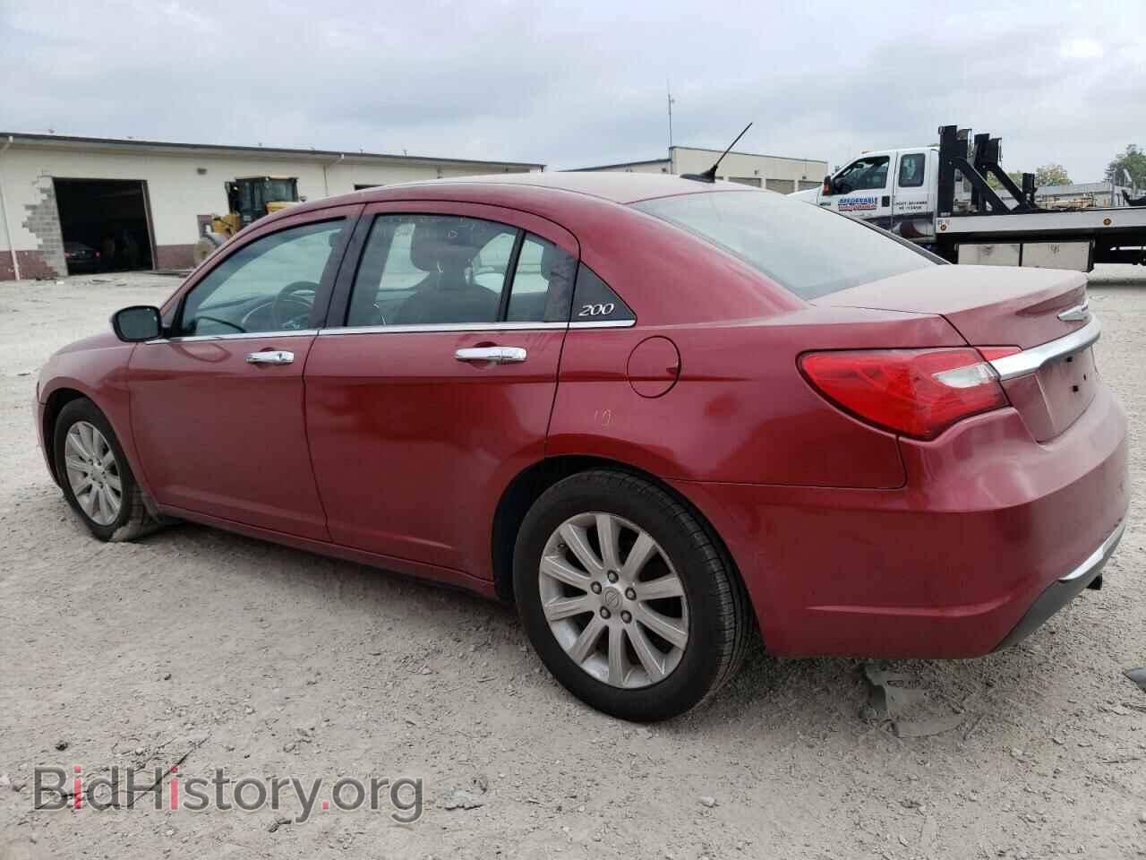 2013 CHRYSLER 200 - VIN: 1C3CCBCG1DN651613 - Фото 2