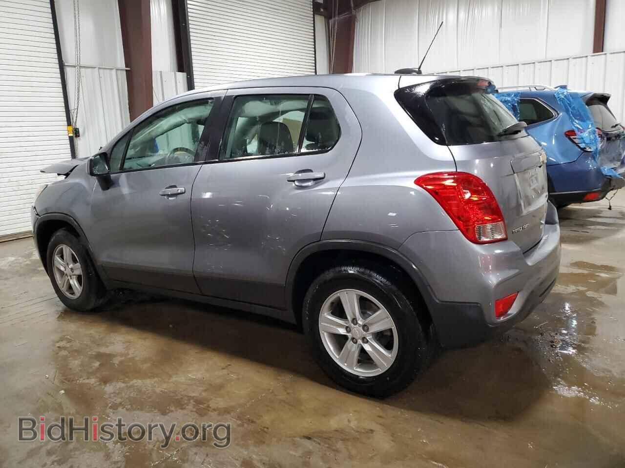 2020 CHEVROLET TRAX - VIN: 3GNCJNSB6LL157178 - Фото 2