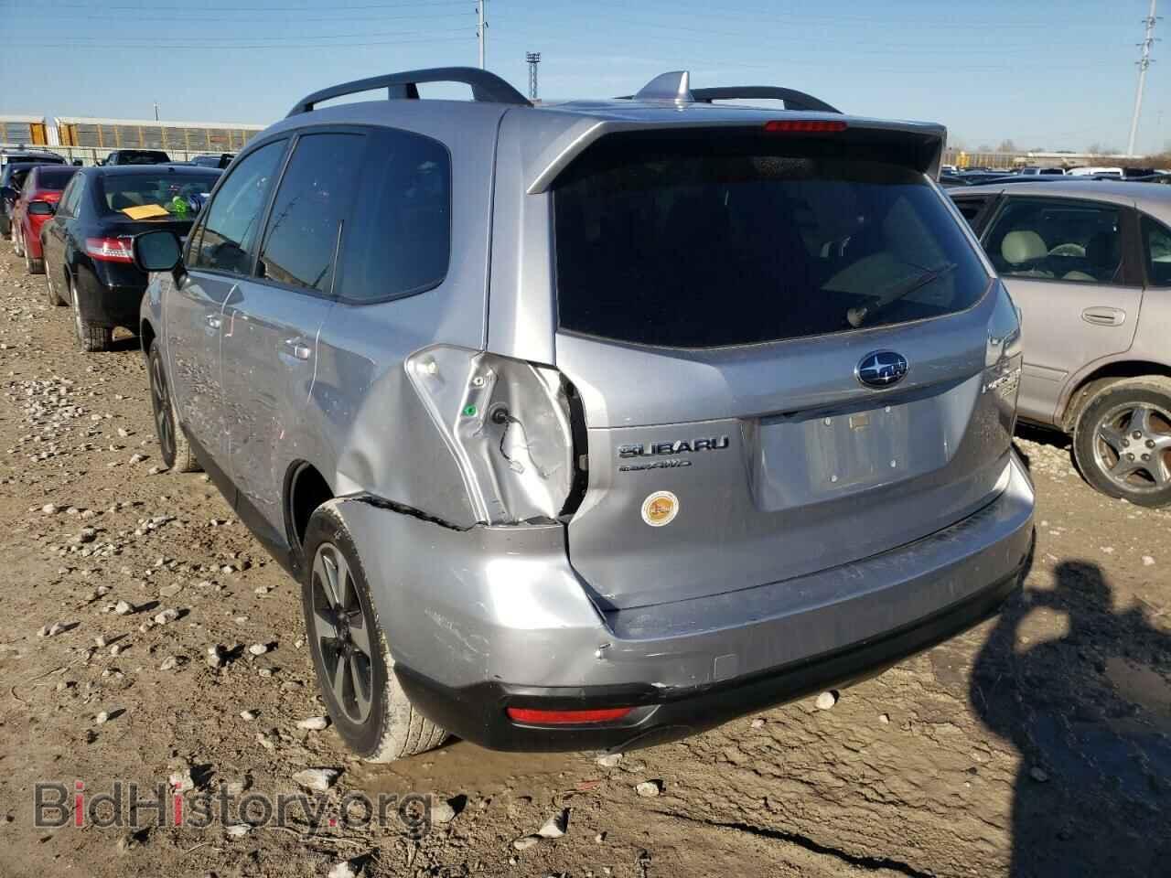2017 SUBARU FORESTER - VIN: JF2SJAEC7HH586337 - Фото 3