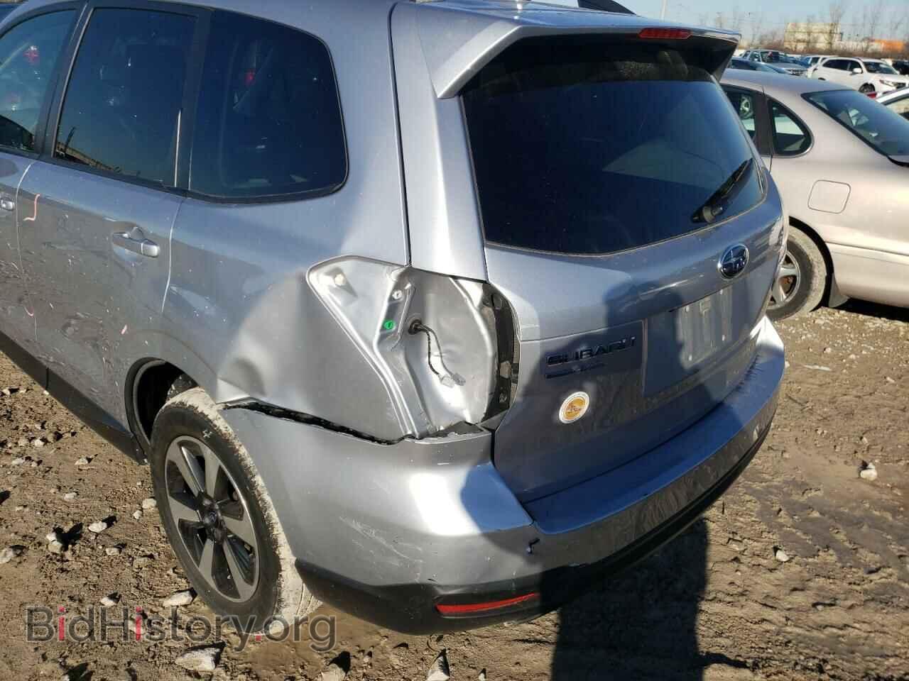 2017 SUBARU FORESTER - VIN: JF2SJAEC7HH586337 - Фото 9