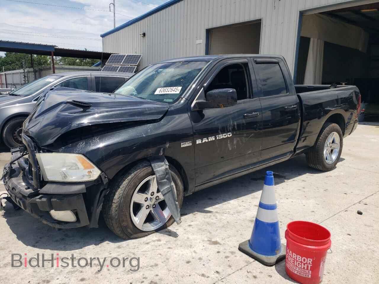 Photo 1D7RB1GT3BS514509 - DODGE All Models 2011