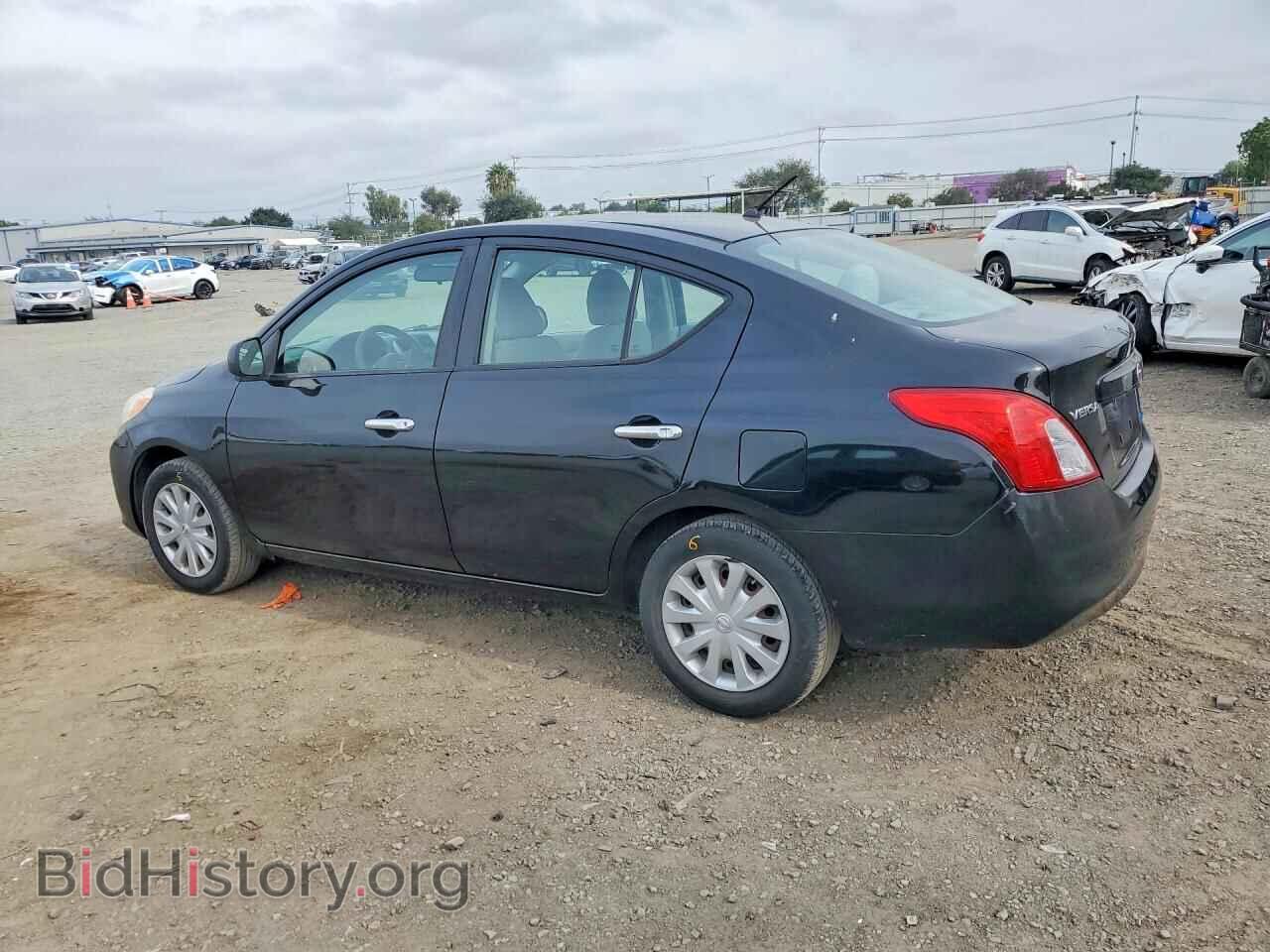 2012 NISSAN VERSA - VIN: 3N1CN7AP3CL824197 - Фото 2