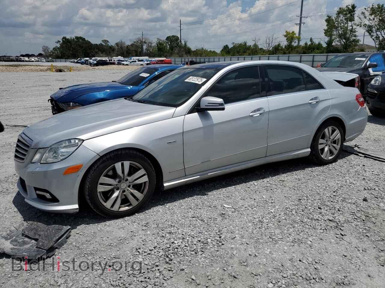 Photo WDDHF2EB1BA288685 - MERCEDES-BENZ E-CLASS 2011