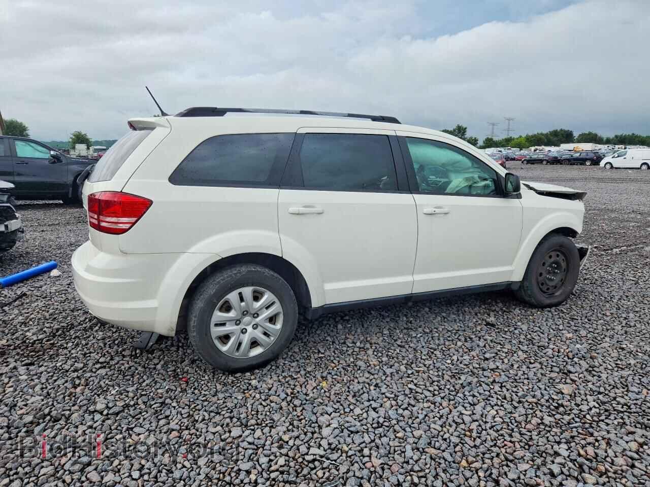 2018 DODGE JOURNEY - VIN: 3C4PDCAB8JT384635 - Photo 3