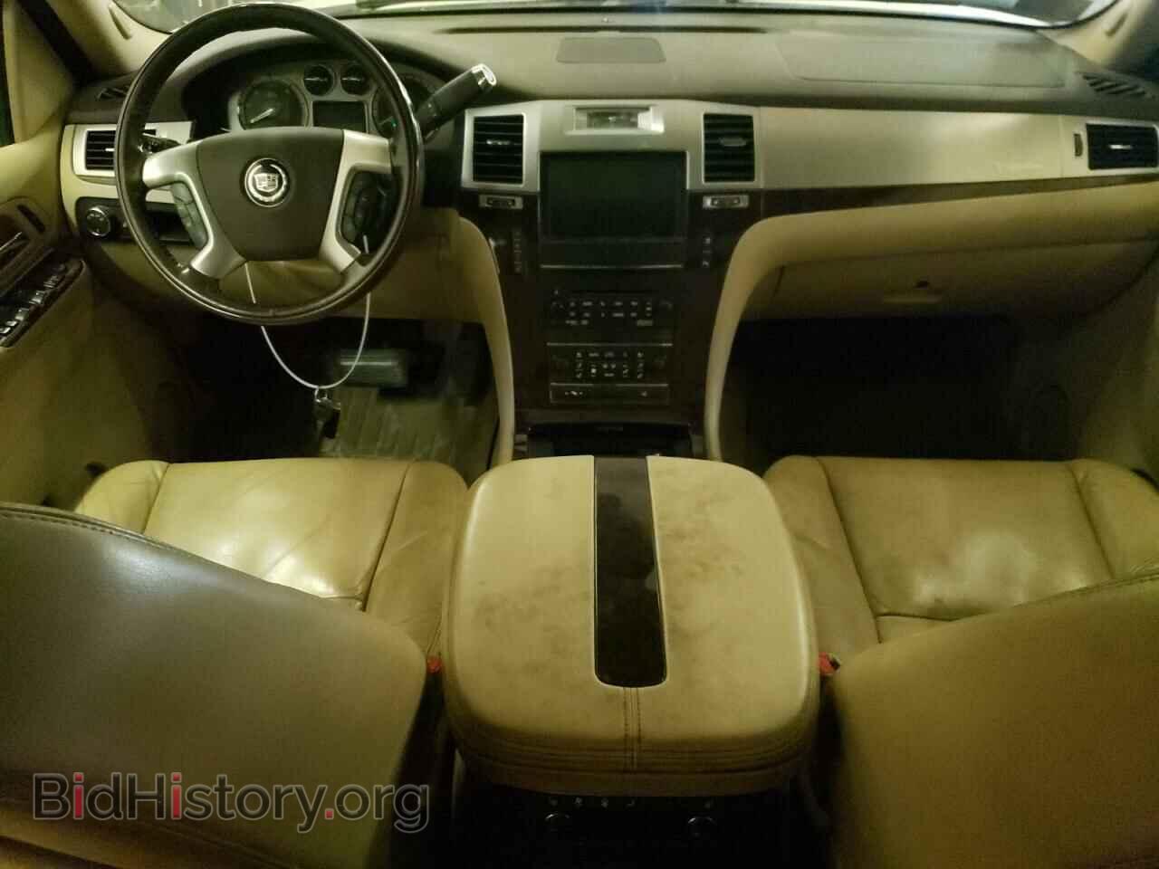 2011 CADILLAC ESCALADE - VIN: 1GYS4JEF4BR143526 - Фото 8