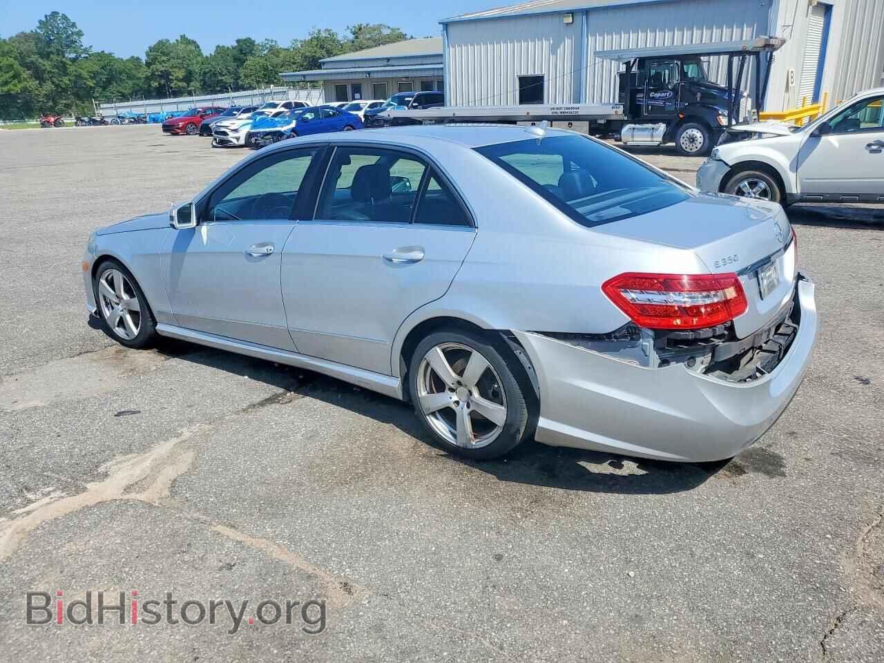 2011 MERCEDES-BENZ E-CLASS - VIN: WDDHF5GBXBA387763 - Photo 2