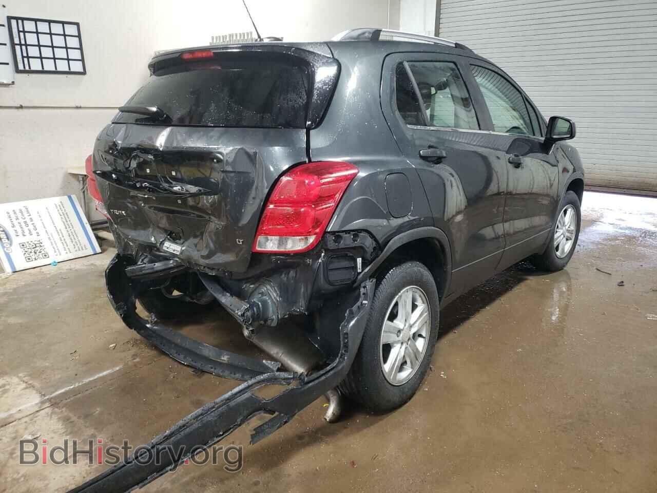 2018 CHEVROLET TRAX - VIN: 3GNCJLSB4JL196627 - Фото 4