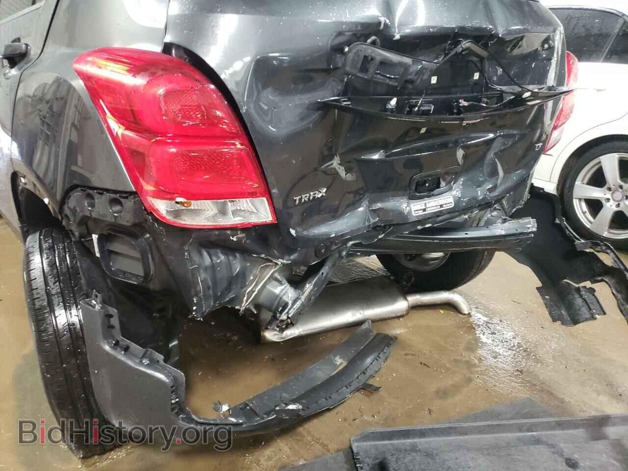 2018 CHEVROLET TRAX - VIN: 3GNCJLSB4JL196627 - Фото 9