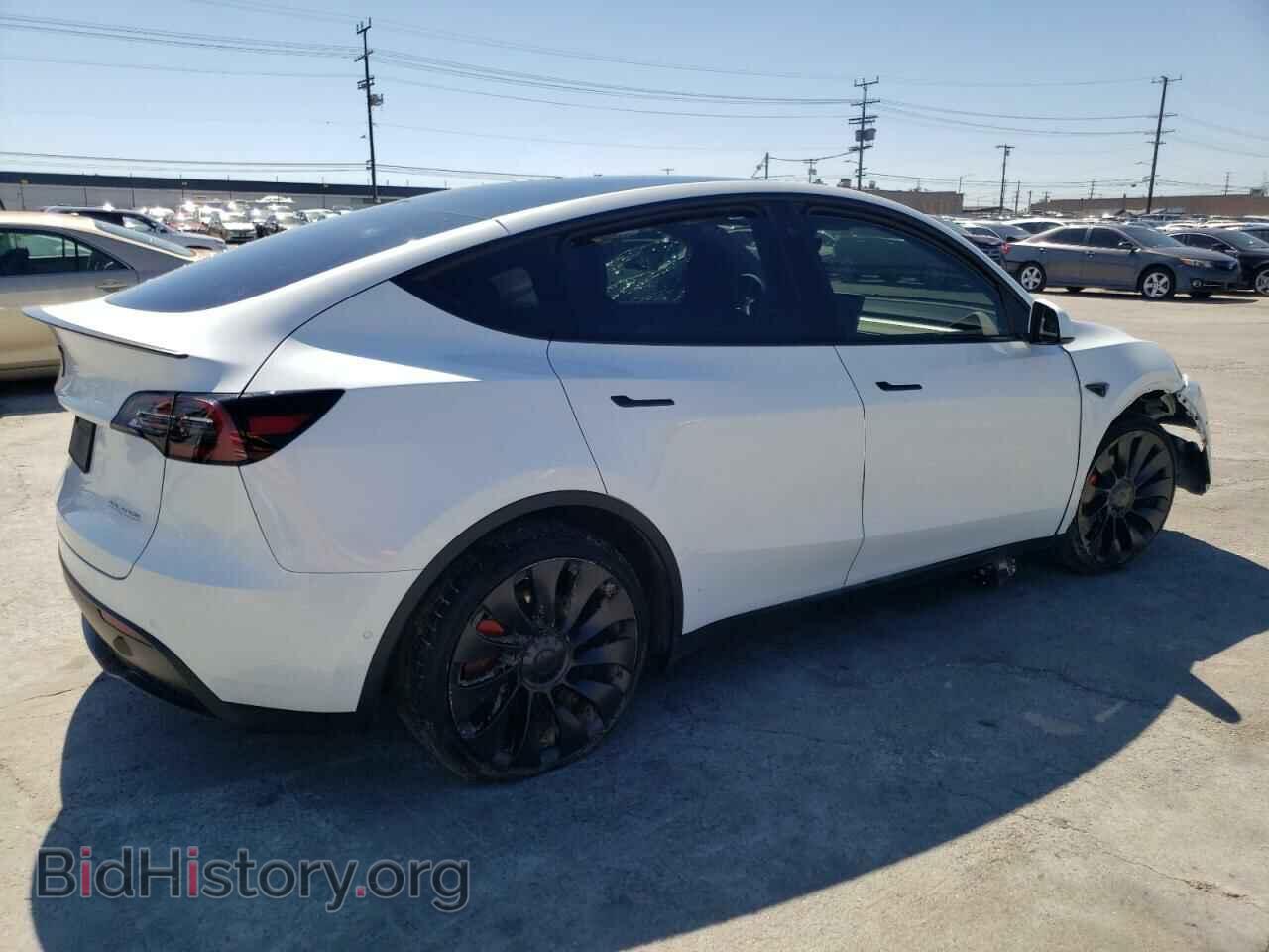 2022 TESLA MODEL Y - VIN: 7SAYGDEF1NF552265 - Фото 3