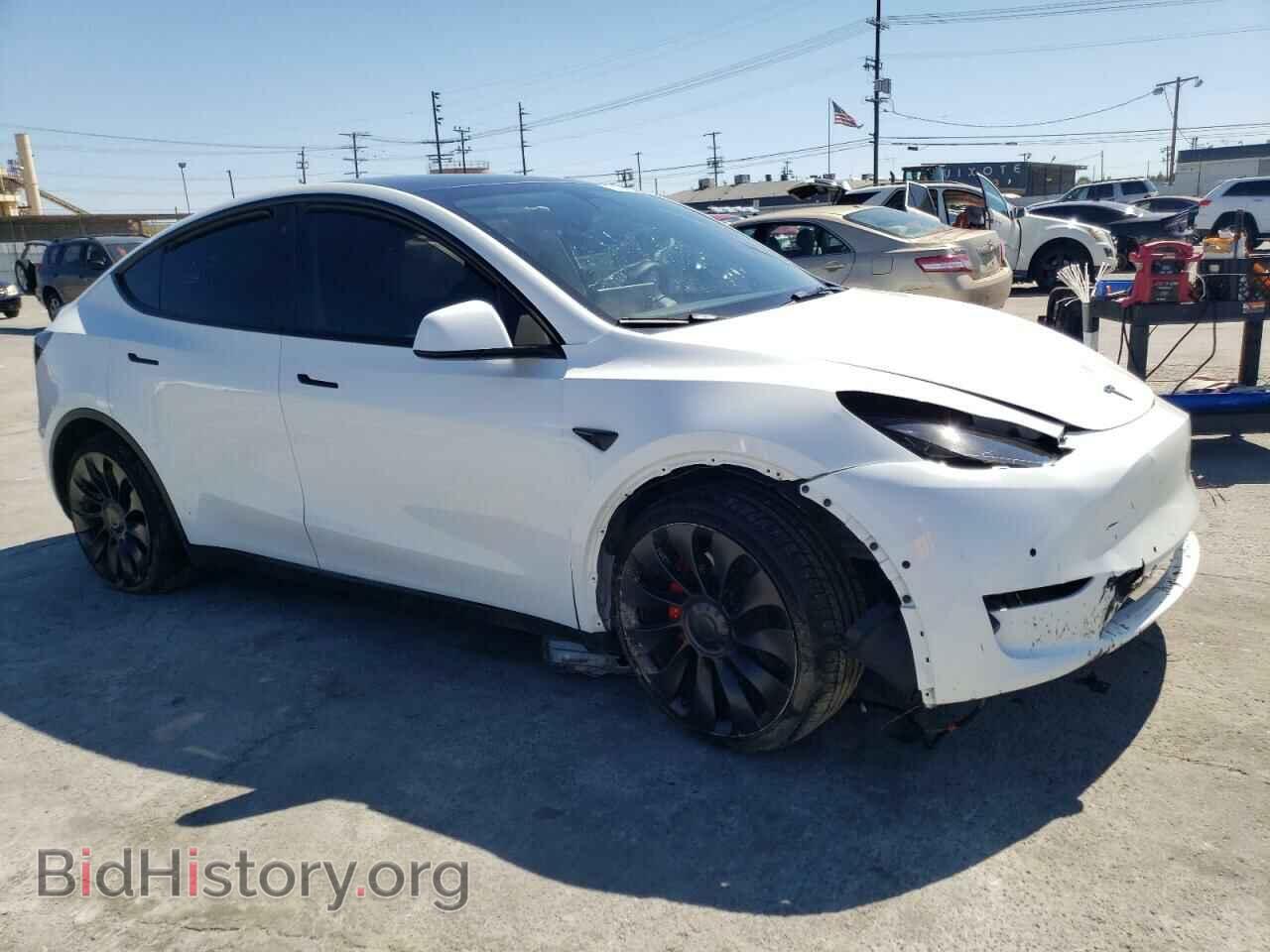 2022 TESLA MODEL Y - VIN: 7SAYGDEF1NF552265 - Фото 4