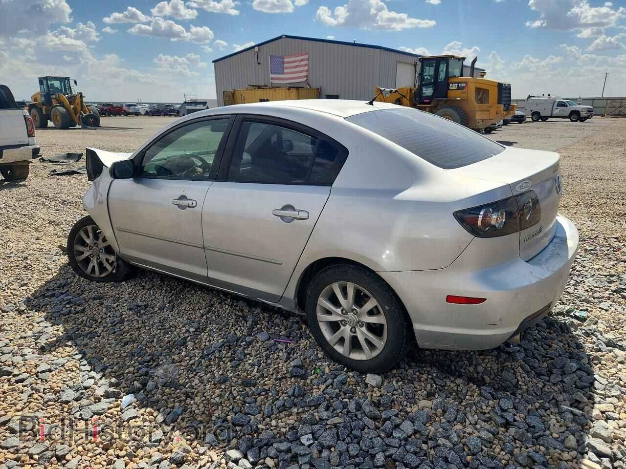 2007 MAZDA 3 - VIN: JM1BK32F071701115 - Photo 2