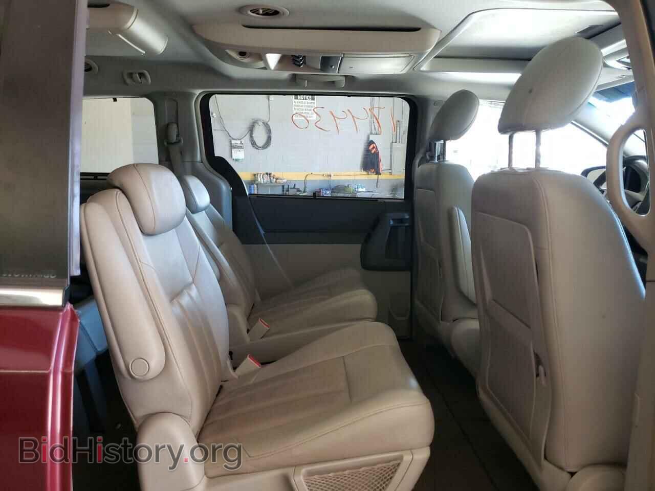 2008 CHRYSLER MINIVAN - VIN: 2A8HR54P48R729691 - Фото 6