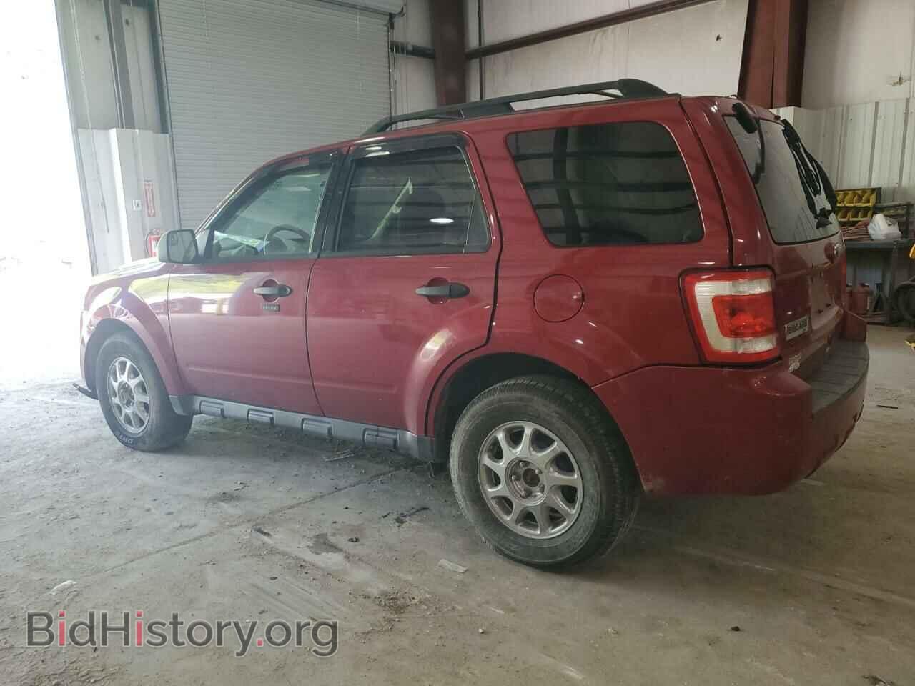 2011 FORD ESCAPE - VIN: 1FMCU9D74BKC36070 - Фото 2