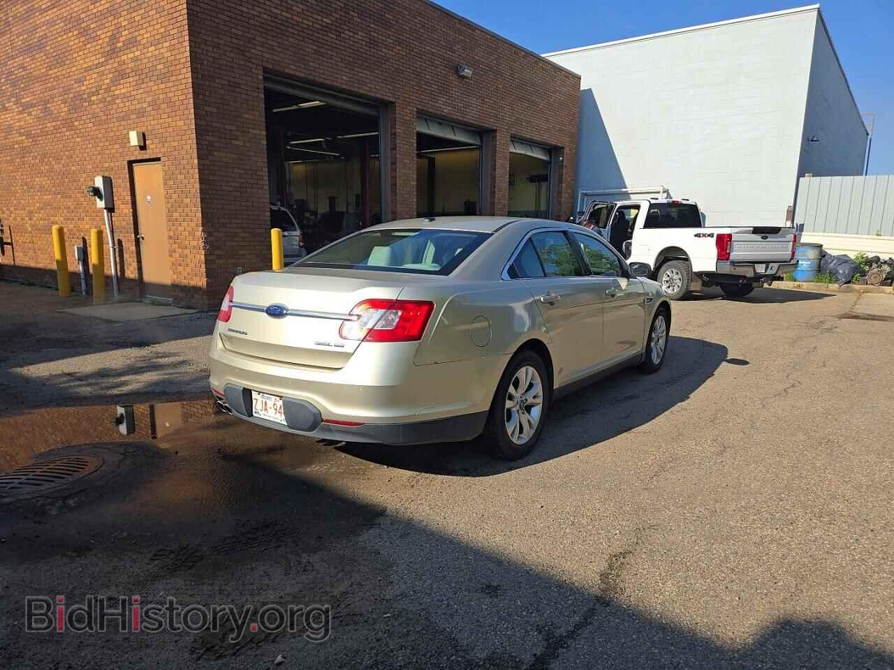2010 FORD TAURUS - VIN: 1FAHP2HW0AG152636 - Фото 4