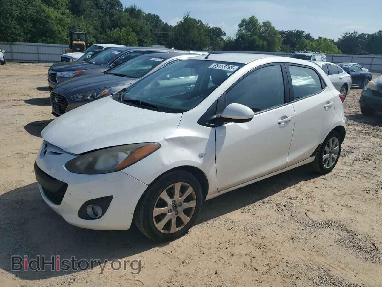 Фотография JM1DE1LY2D0155892 - MAZDA 2 2013