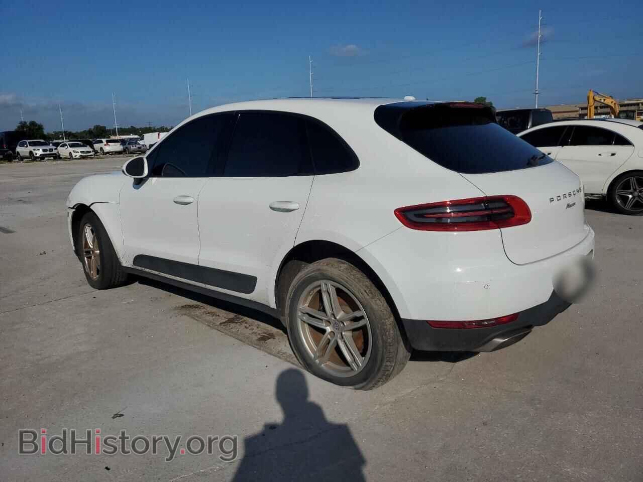 2017 PORSCHE MACAN - VIN: WP1AA2A50HLB05976 - Photo 2