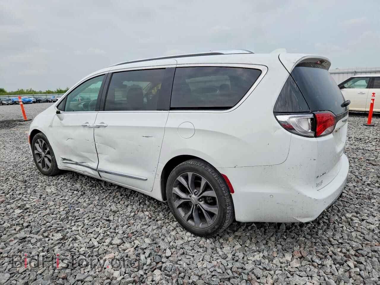 2017 CHRYSLER PACIFICA - VIN: 2C4RC1GG9HR778225 - Photo 2