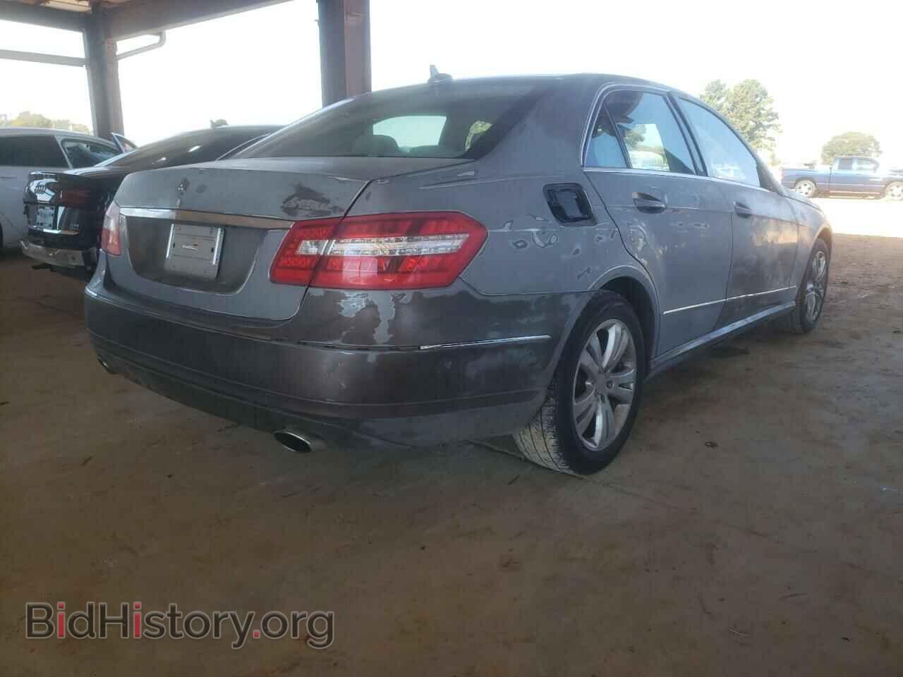 2011 MERCEDES-BENZ E-CLASS - VIN: WDDHF8HB7BA413705 - Фото 4