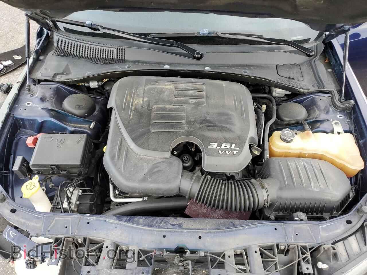 2014 CHRYSLER 300 - VIN: 2C3CCABG0EH228558 - Фото 11