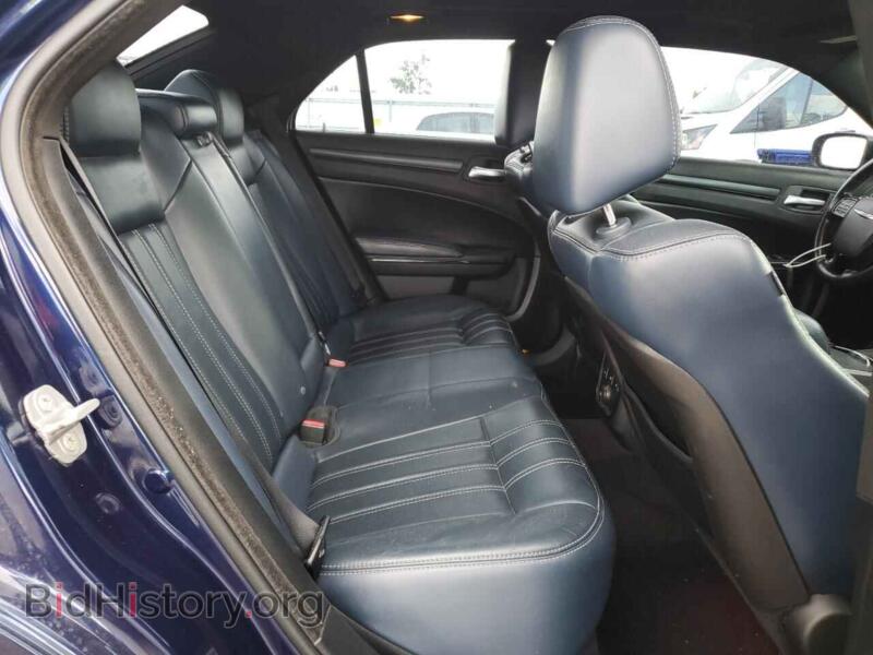 2014 Chrysler 300 (VIN 2C3CCABG0EH228558) — фото 10 из 14