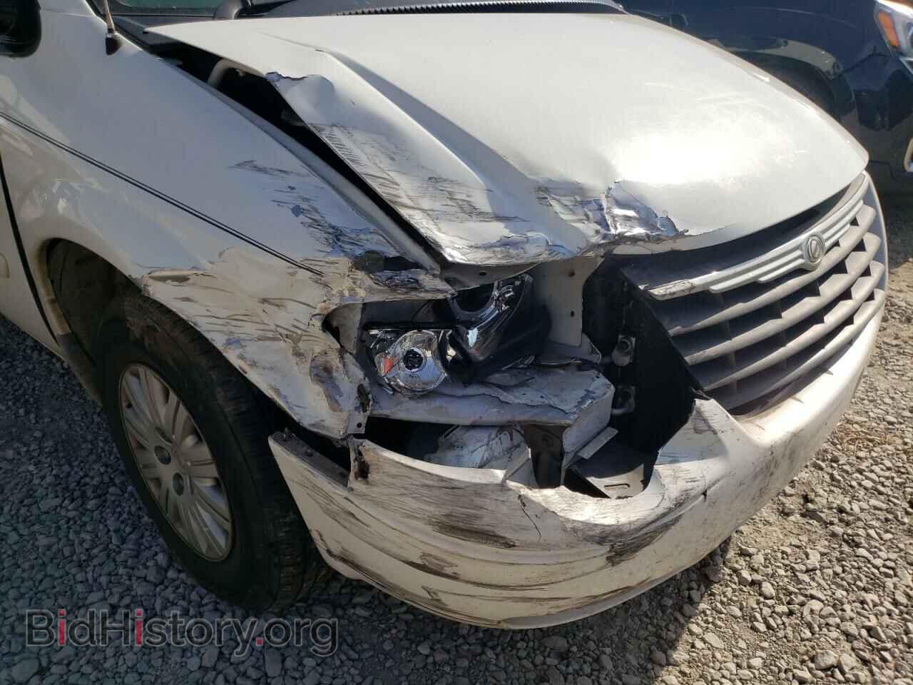 2007 CHRYSLER MINIVAN - VIN: 2A4GP44R97R190885 - Photo 9