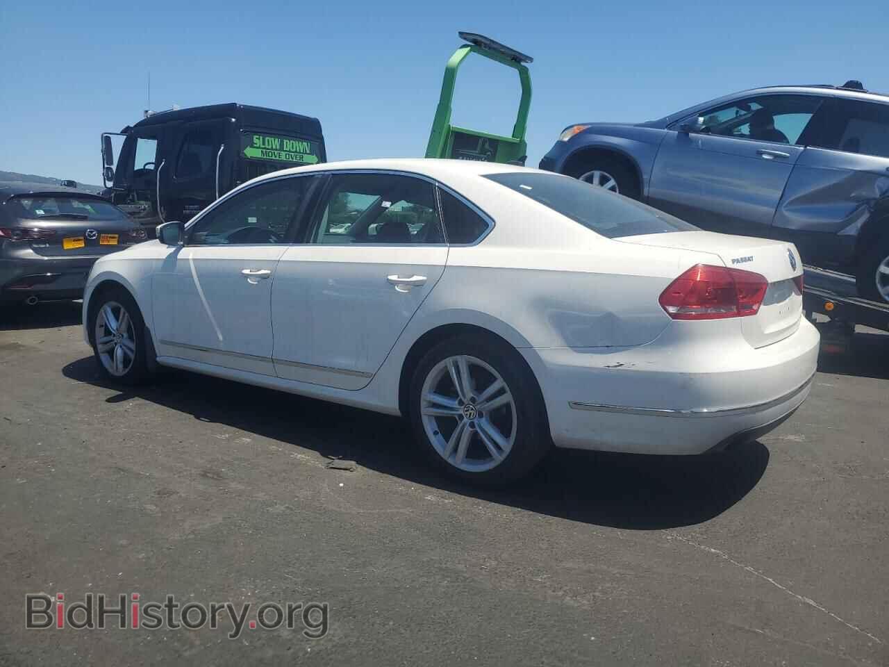 2014 VOLKSWAGEN PASSAT - VIN: 1VWCM7A38EC038968 - Фото 2