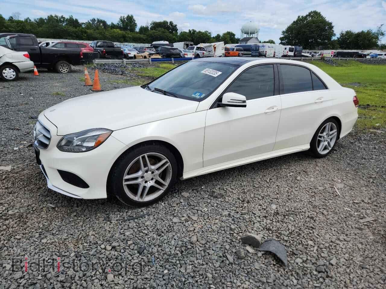 Фотография WDDHF8JB0EA854560 - MERCEDES-BENZ E-CLASS 2014