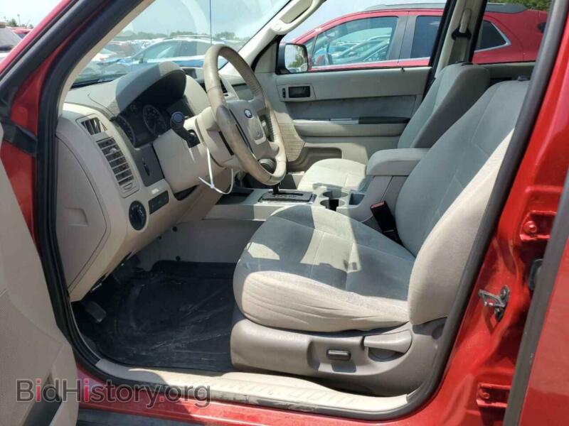 2010 Ford ESCAPE (VIN 1FMCU9D79AKC22017) — photo 7 of 13
