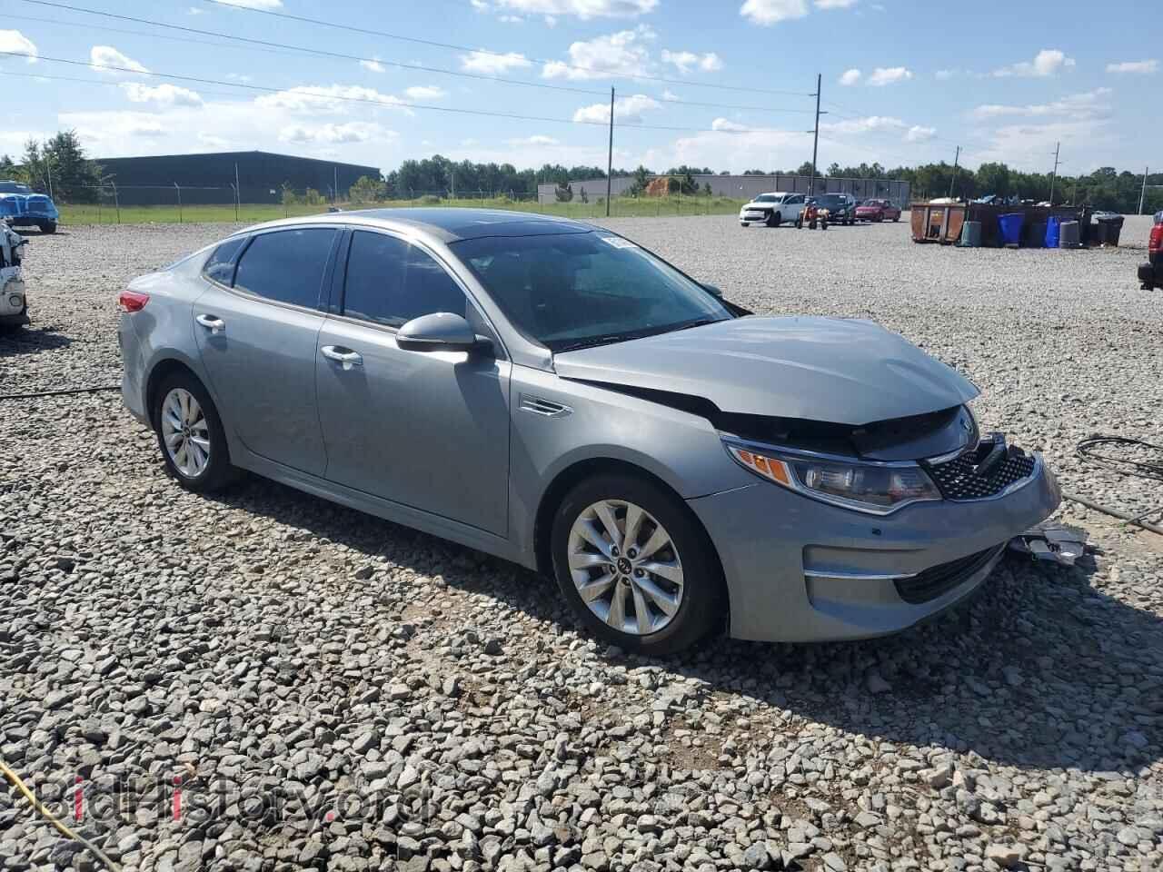 2018 KIA OPTIMA - VIN: 5XXGU4L37JG242543 - Фото 4