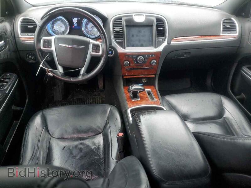2012 Chrysler 300 (VIN 2C3CCACG9CH245435) — photo 8 of 12