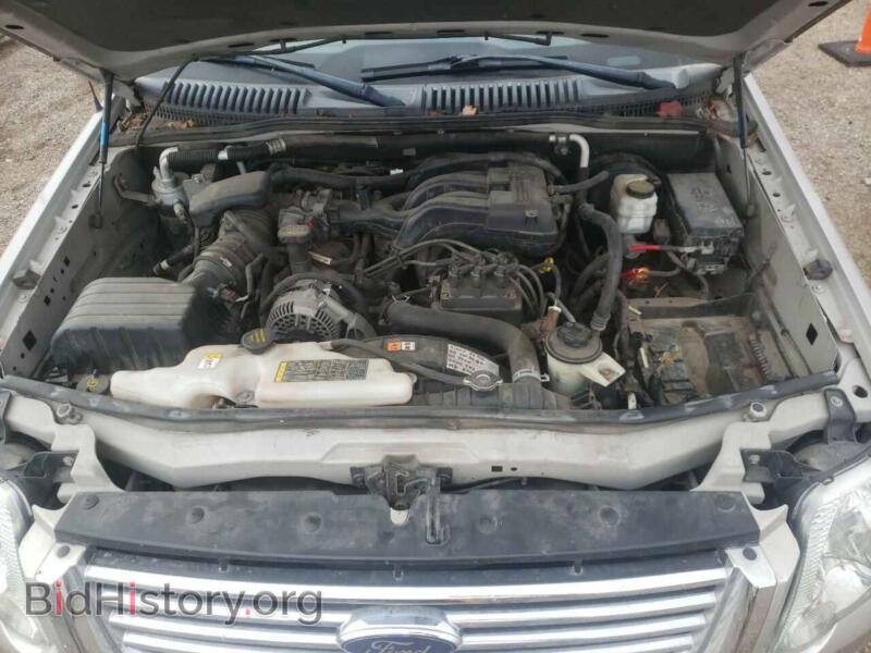 2008 Ford EXPLORER (VIN 1FMEU73E18UB17810) — фото 7 из 10