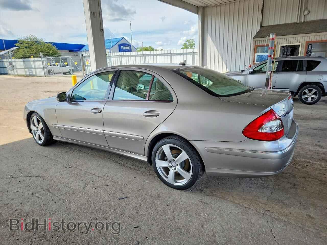 2008 MERCEDES-BENZ E-CLASS - VIN: WDBUF87X28B266183 - Фото 2