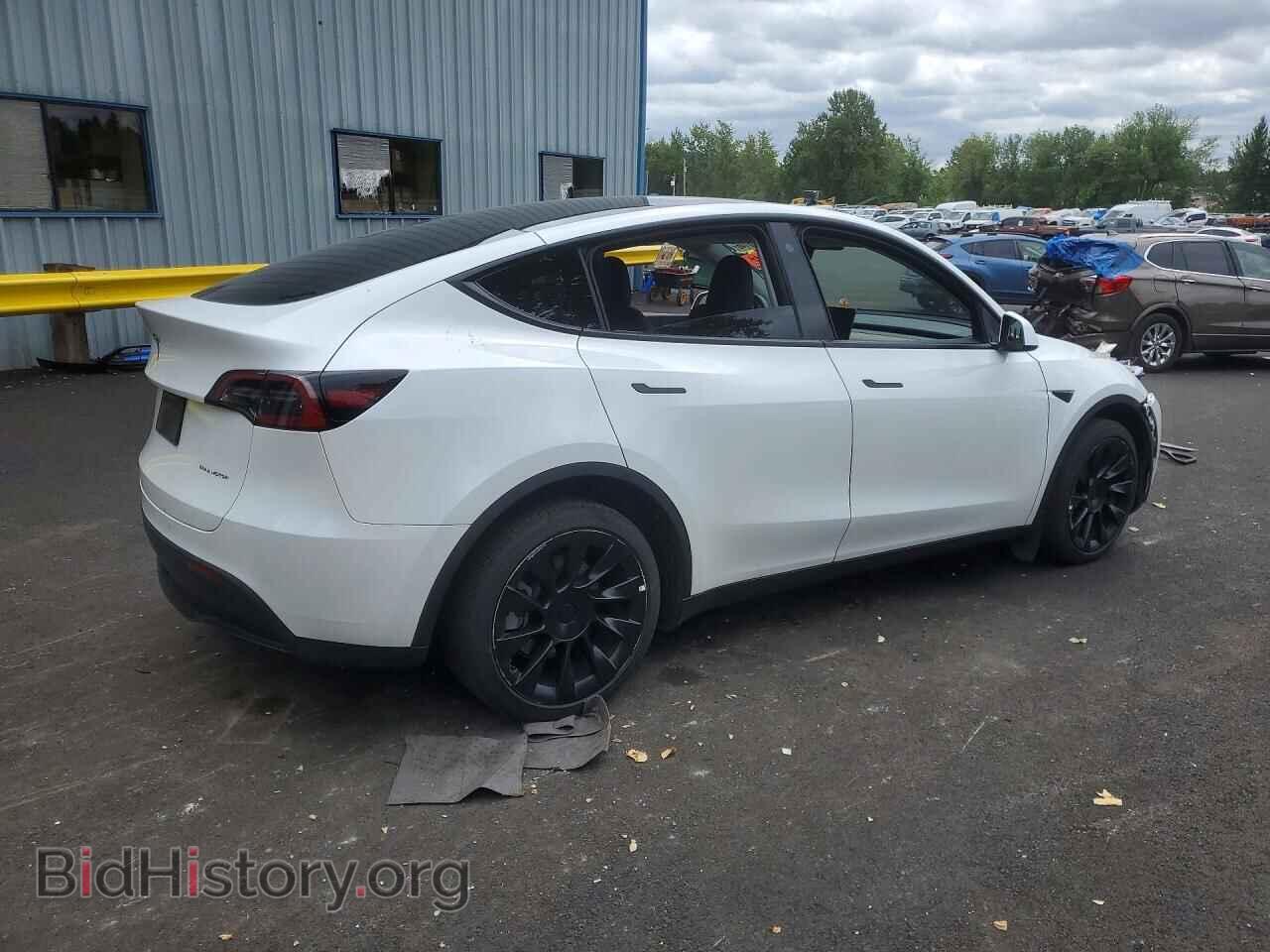 2023 TESLA MODEL Y - VIN: 7SAYGDEEXPF685715 - Photo 3