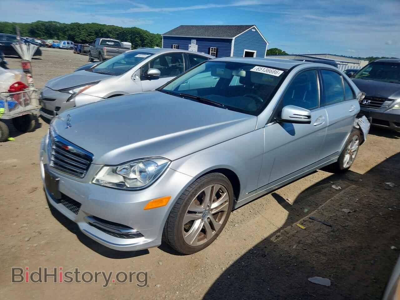 Photo WDDGF8AB4EA940627 - MERCEDES-BENZ C-CLASS 2014