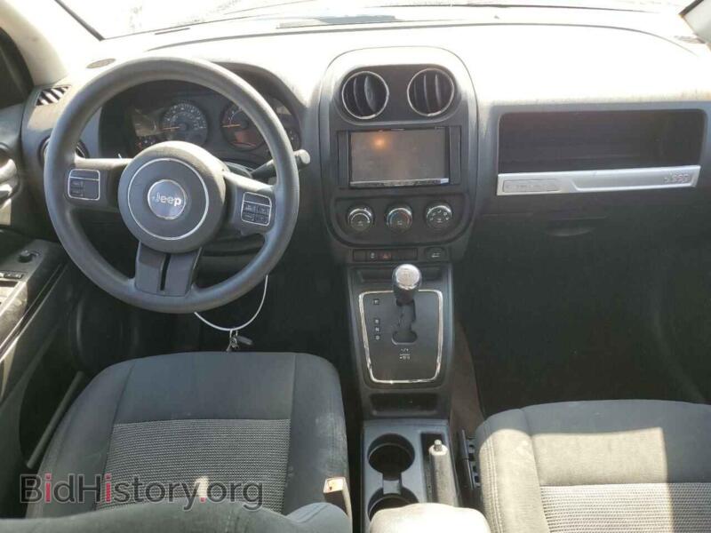 2014 Jeep COMPASS (VIN 1C4NJDBB3ED841979) — photo 8 of 12