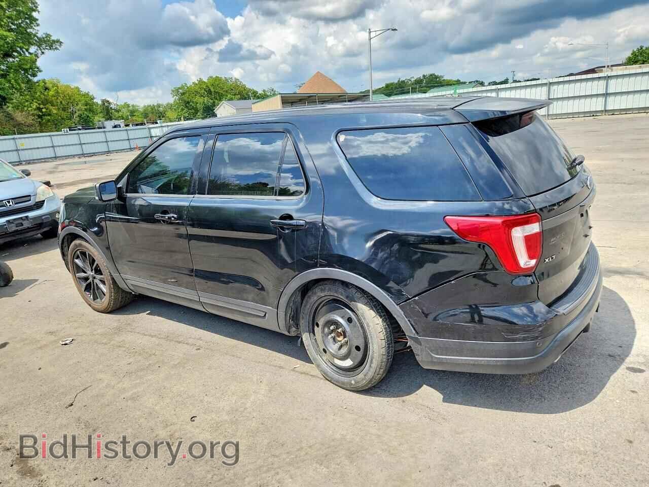 2018 FORD EXPLORER - VIN: 1FM5K7D85JGB73929 - Photo 2
