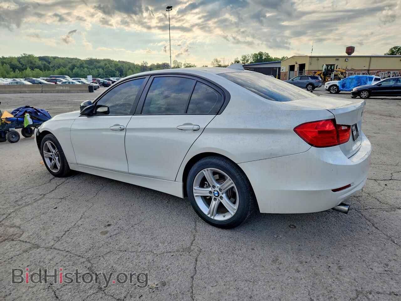 2015 BMW 3 SERIES - VIN: WBA3B1G53FNT63643 - Фото 2