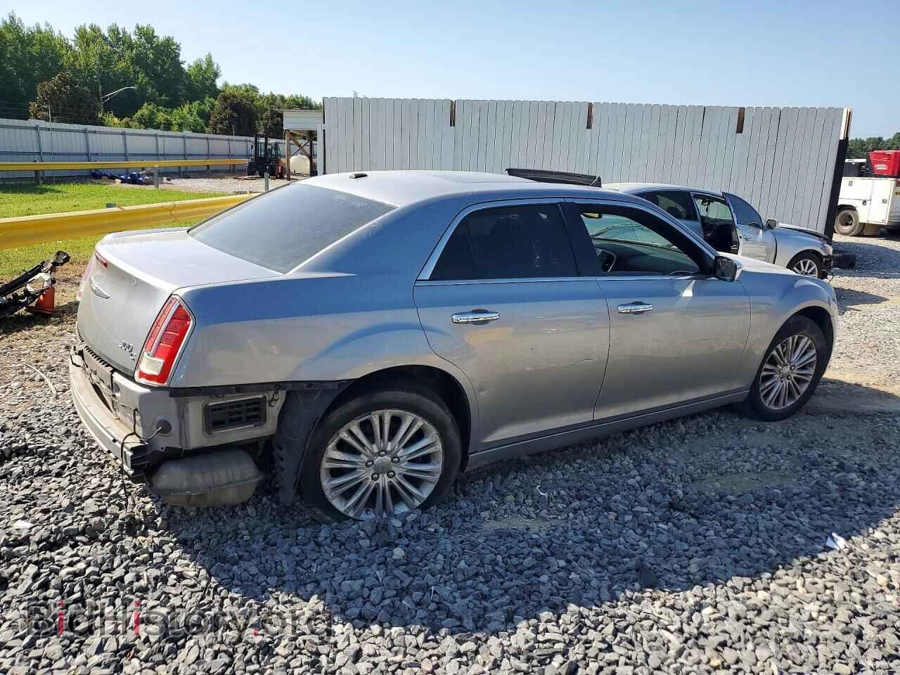 2014 CHRYSLER 300 - VIN: 2C3CCAKT4EH384910 - Photo 3