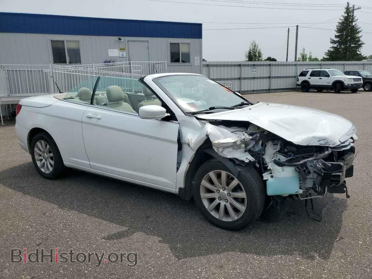 2014 CHRYSLER 200 - VIN: 1C3BCBEB9EN157871 - Фото 4